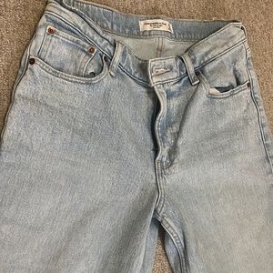 Abercrombie 90’s Straight Jeans